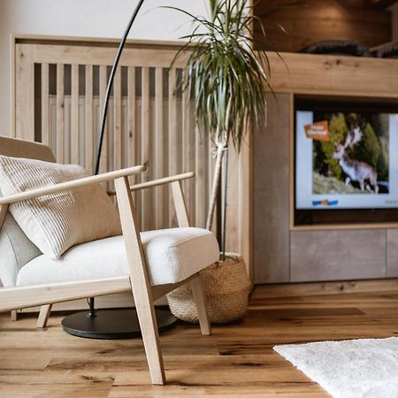 Alpenapartments Риед им Оберинтал Екстериор снимка