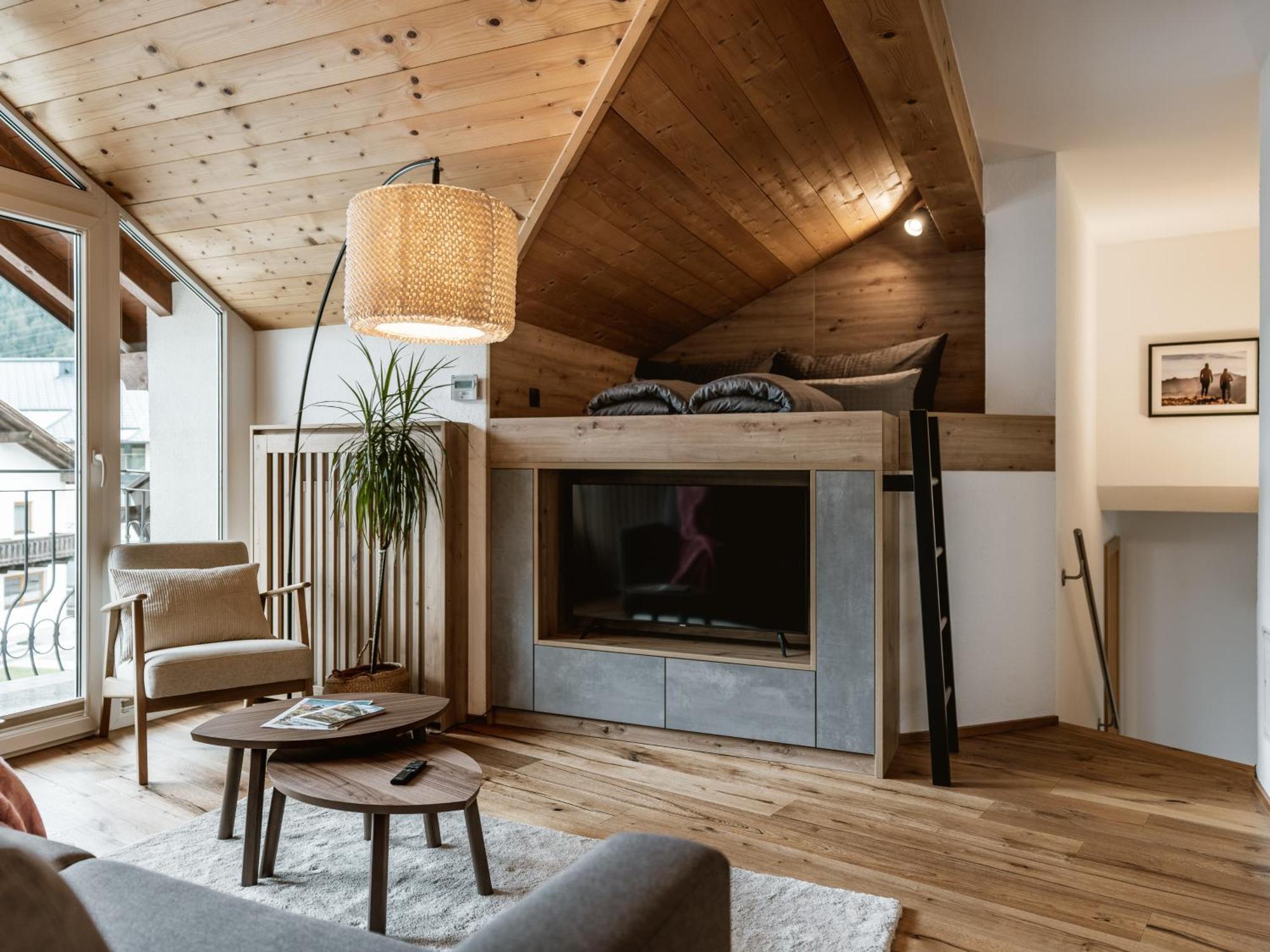 Alpenapartments Риед им Оберинтал Екстериор снимка